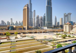 Dubai Mall Connected 2 Bed Full Burj Khalifa Views